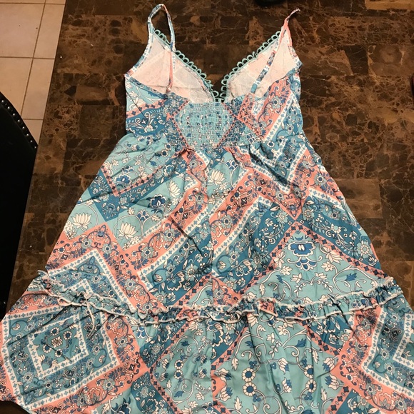 🎉4XHP🎉Deep V Floral Boho Chic Mini Dress! - Picture 5 of 5